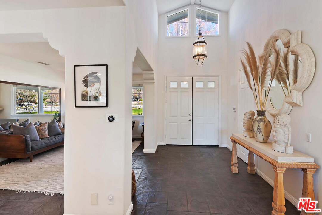 30014 Sharp Road Castaic, CA 91384 - Photo 10 of 29 Gallery Image 10
