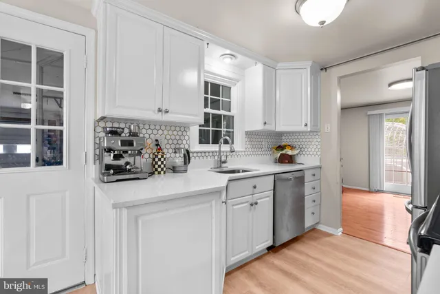 $650,000 | 10153 Cape Ann Drive, Columbia, MD 21046