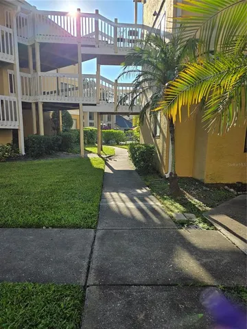 $1,800 | 1550 South Belcher Road, Unit 432, Clearwater, FL 33764