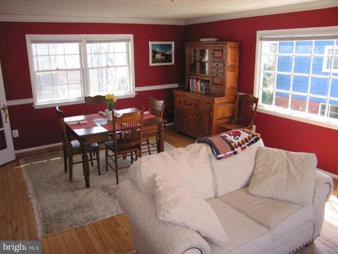 8375 Wagon Wheel Road Alexandria, VA 22309 - Photo 14 of 29 Dining Room #3