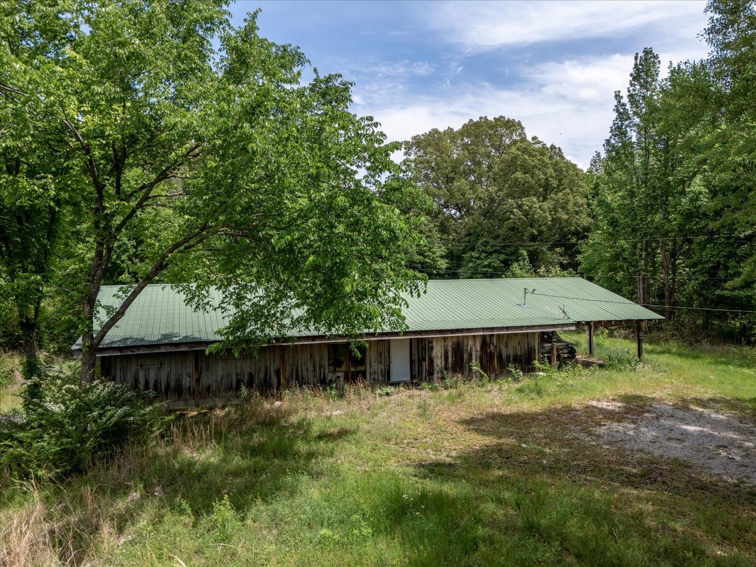 11620 East Holmes Road Collierville, TN 38017 - Photo 7 of 12 View of yard with an outdoor structure