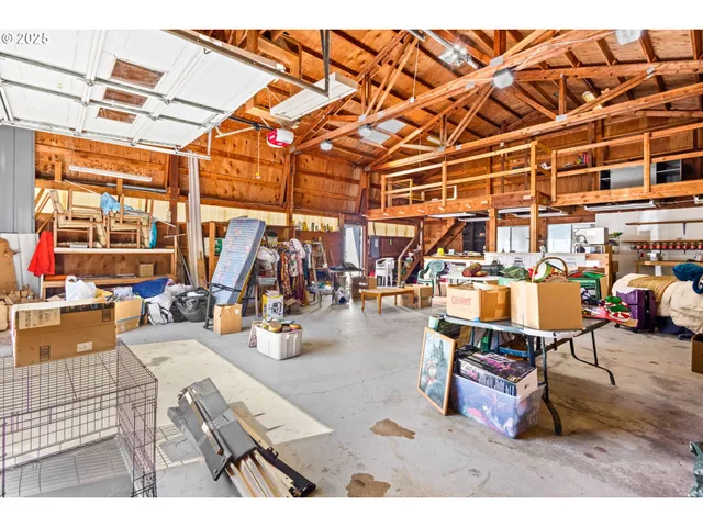 $550,000 | 977 South Harbor Street, Rockaway Beach, OR 97136