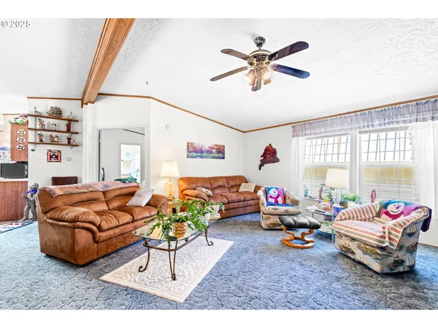 $550,000 | 977 South Harbor Street, Rockaway Beach, OR 97136