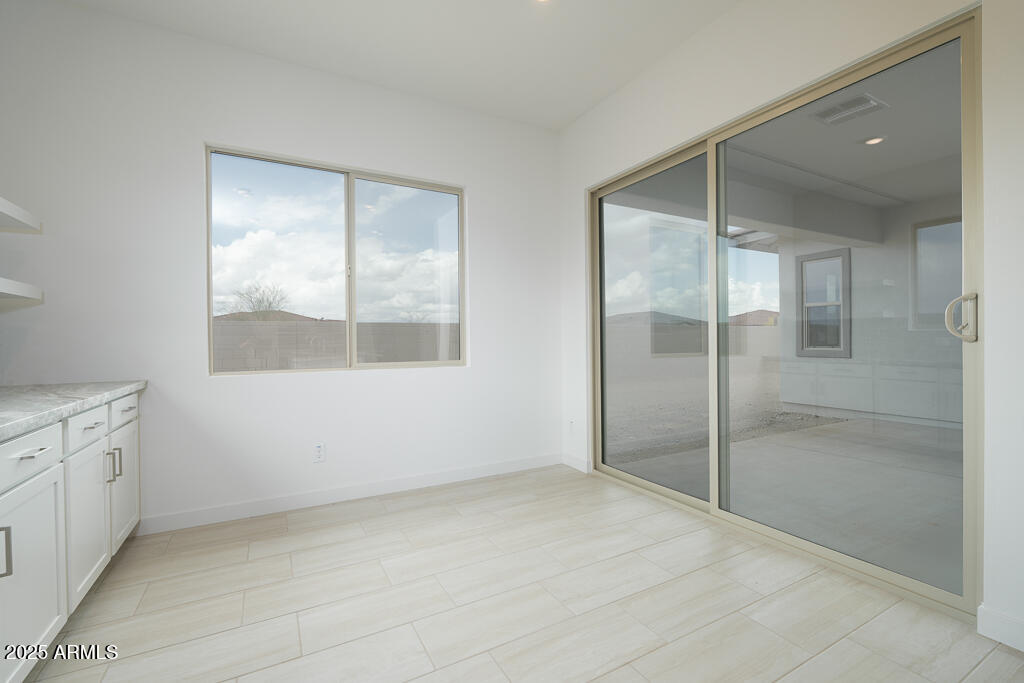 3634 West Mineral Road Laveen, AZ 85339 - Photo 11 of 36 Tri Pointe Whispering Hills 19 - Dining-