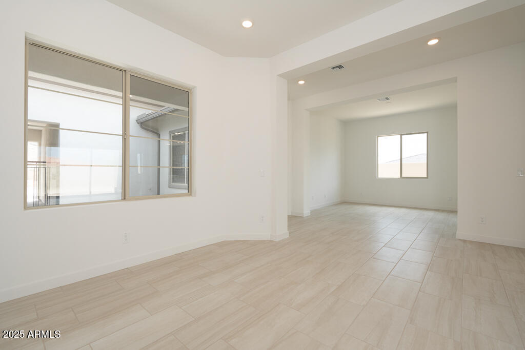 3634 West Mineral Road Laveen, AZ 85339 - Photo 14 of 36 Tri Pointe Whispering Hills 19 - Flex Di