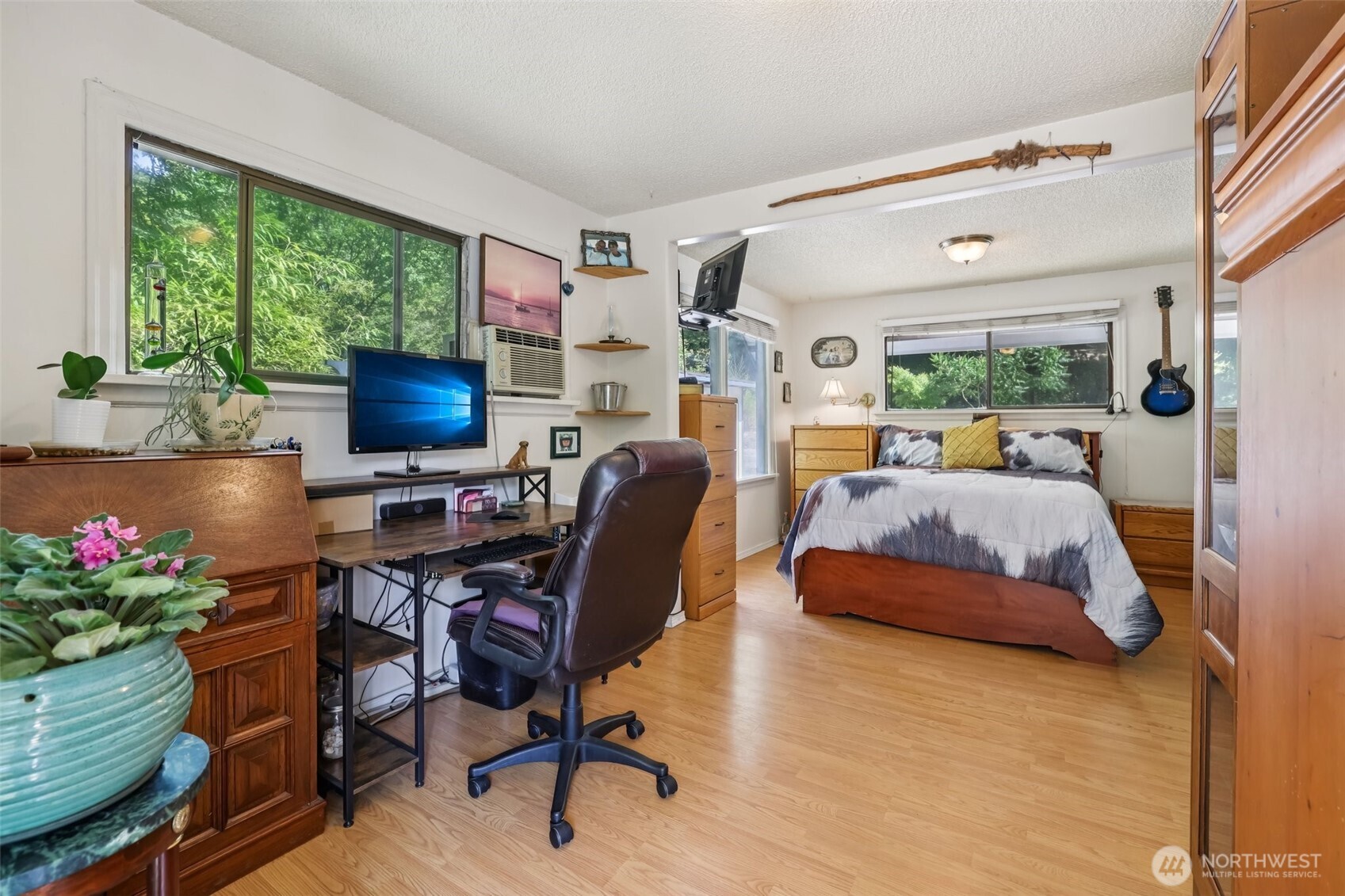 17209 West Riverside Drive Bothell, WA 98011 - Photo 16 of 40