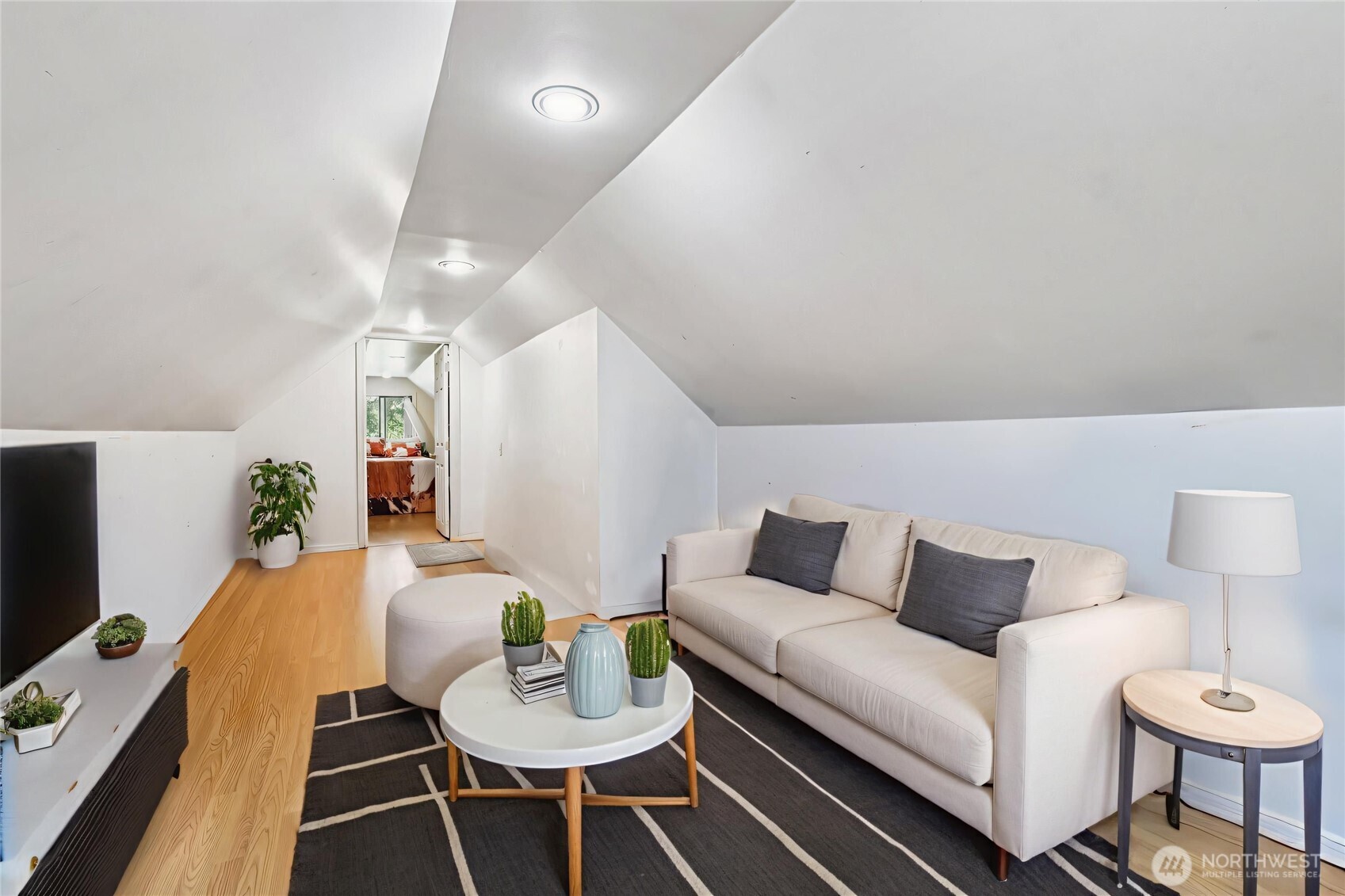 17209 West Riverside Drive Bothell, WA 98011 - Photo 21 of 40