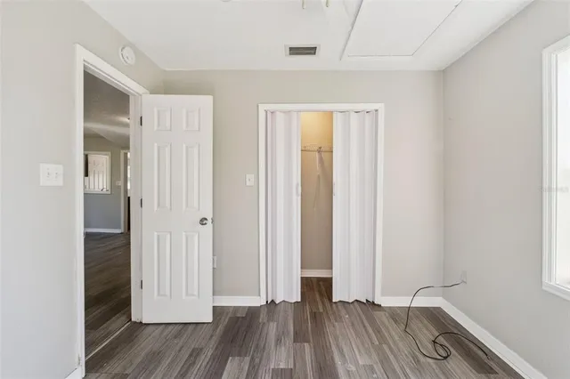 $1,295 | 40542 West 3rd Avenue, Umatilla, FL 32784