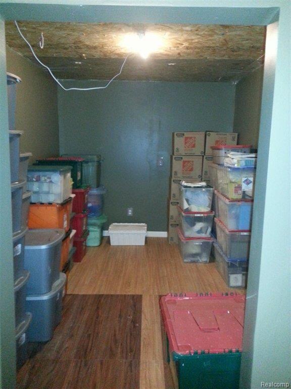 567 South Livernois Road Rochester, MI 48307 - Photo 16 of 24 20130209_180623.jpg