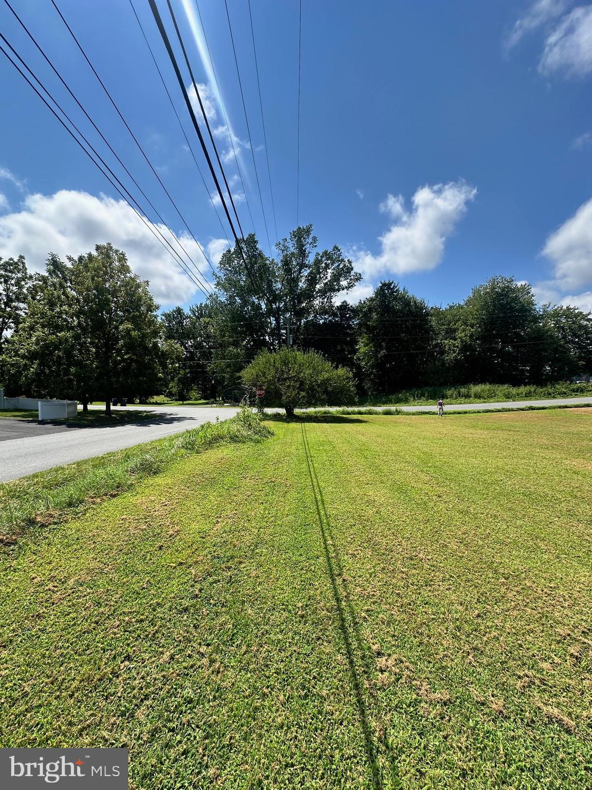 8118 Rugby Road Manassas Park, VA 20111 - Photo 4 of 7 a view of a swimming pool with an outdoor space