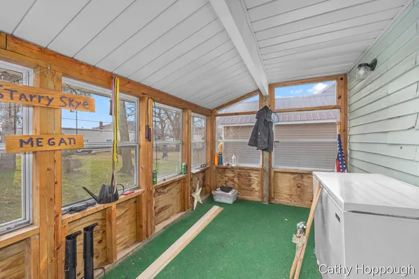 $175,000 | 824 5th Avenue, Lake Odessa, MI 48849
