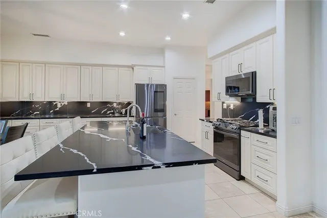 $1,300,000 | 18120 Gentian Avenue, Riverside, CA 92508