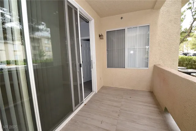 $1,690 | 7155 South Durango Drive, Unit 108, Las Vegas, NV 89113