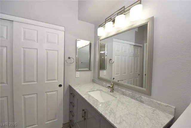 $1,690 | 7155 South Durango Drive, Unit 108, Las Vegas, NV 89113