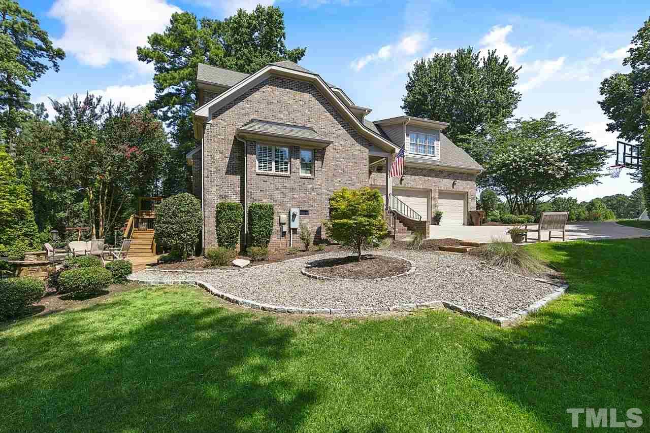 5621 Greenevers Drive Raleigh, NC 27613 - Photo 13 of 19