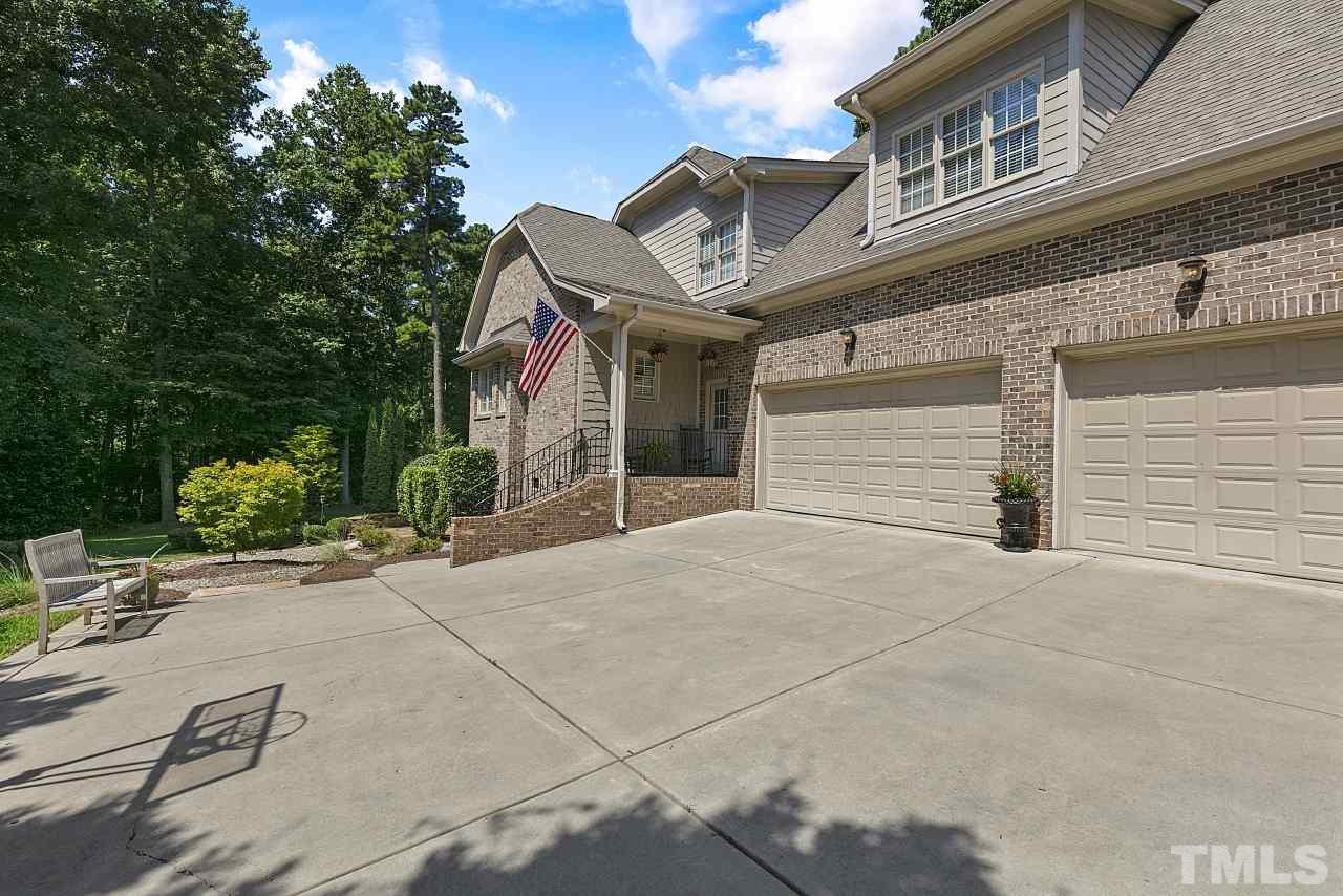 5621 Greenevers Drive Raleigh, NC 27613 - Photo 14 of 19