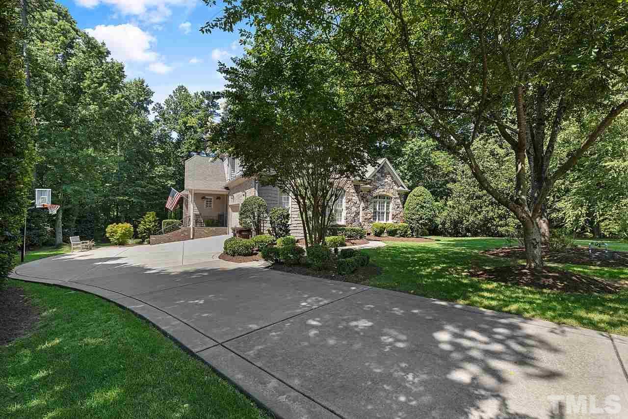 5621 Greenevers Drive Raleigh, NC 27613 - Photo 16 of 19