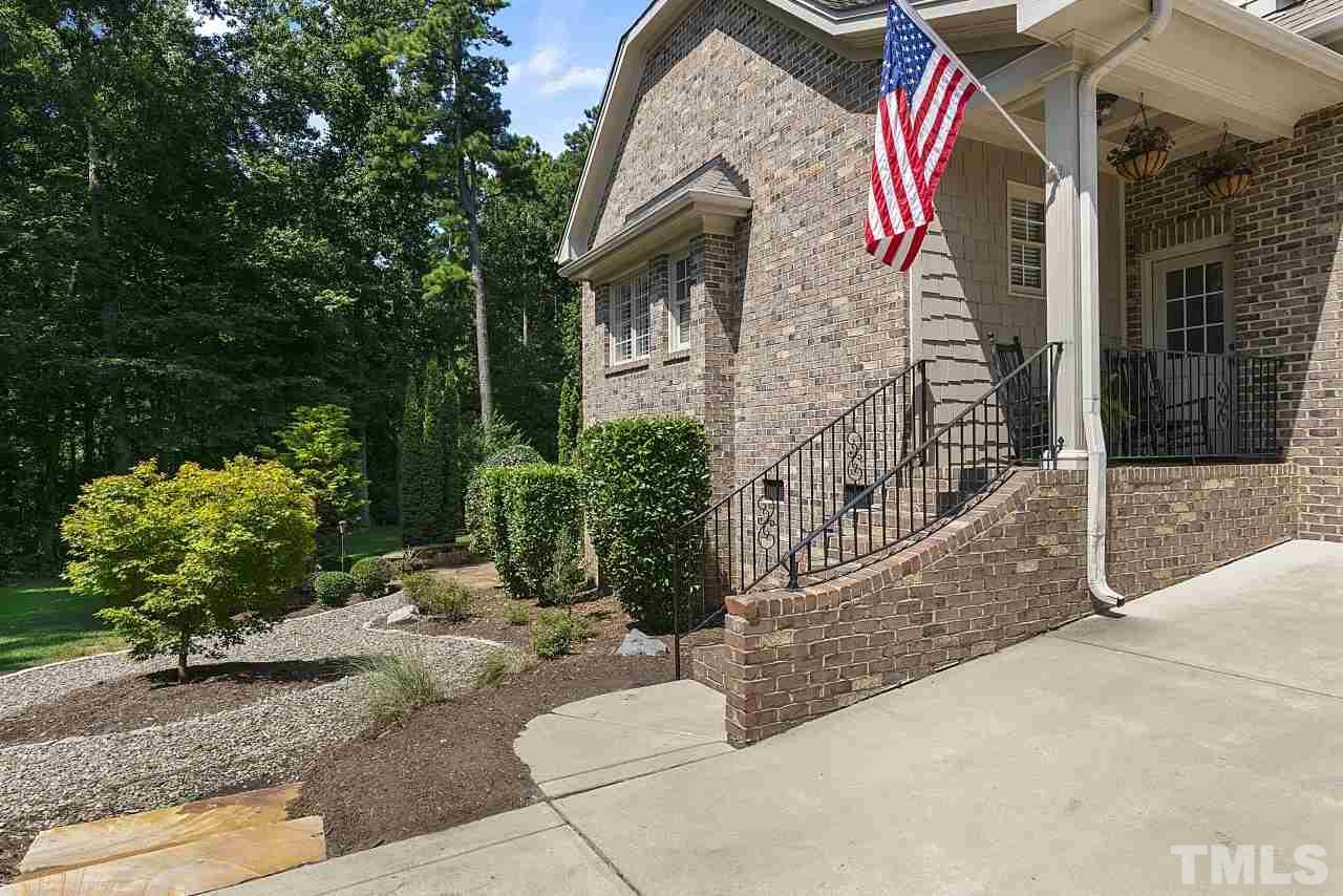 5621 Greenevers Drive Raleigh, NC 27613 - Photo 17 of 19