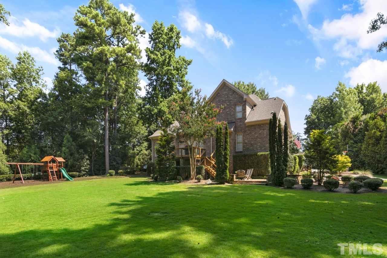 5621 Greenevers Drive Raleigh, NC 27613 - Photo 5 of 19