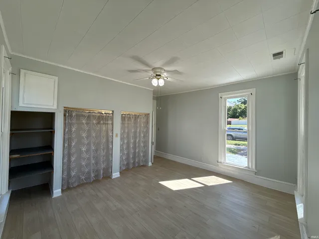 $146,400 | 7 Oak Street, Poseyville, IN 47633