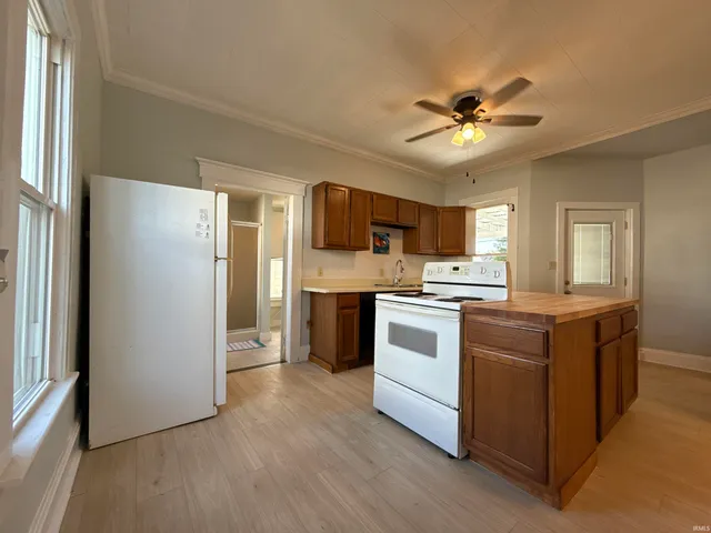 $146,400 | 7 Oak Street, Poseyville, IN 47633