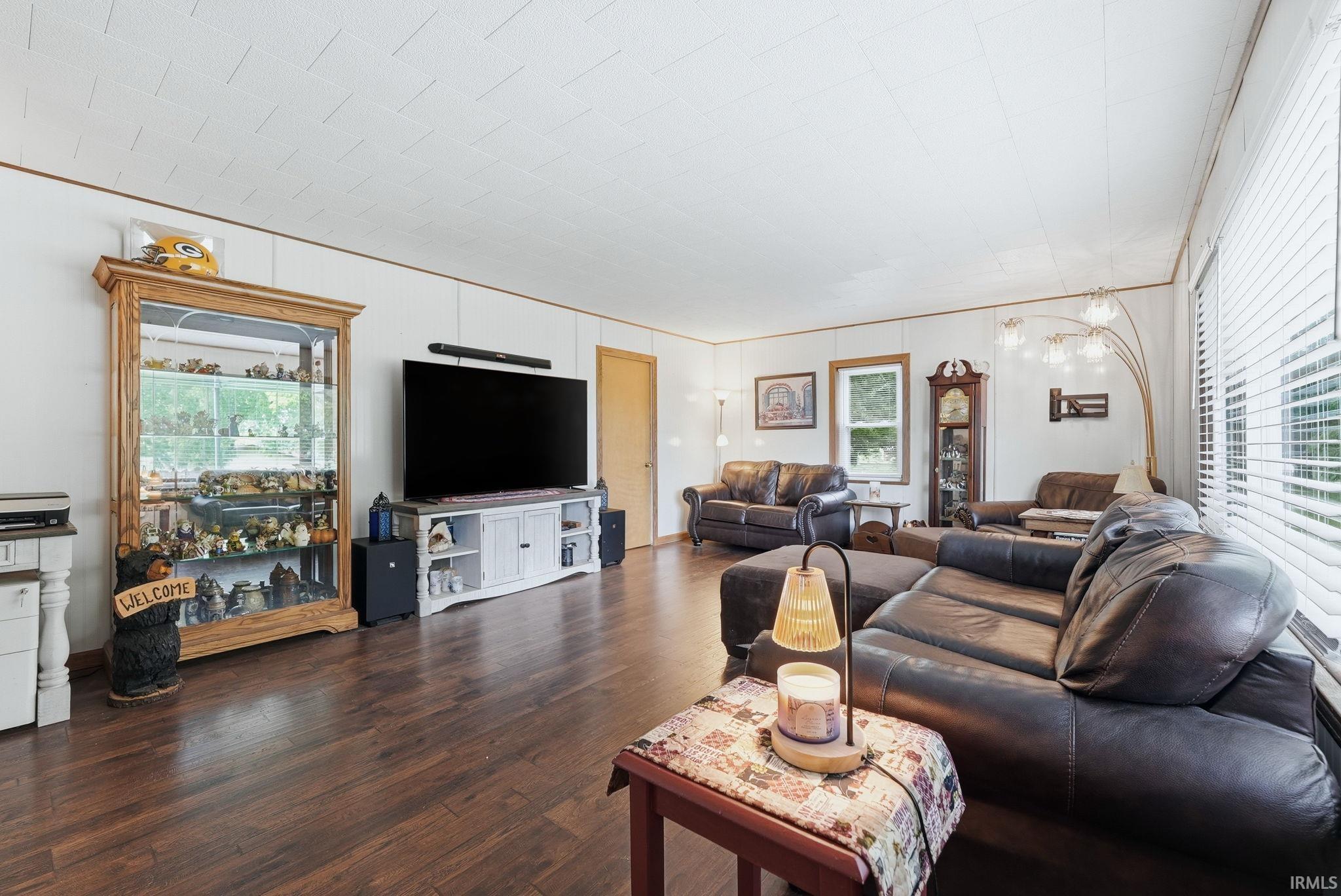 9060 Suter Road Plymouth, IN 46563 - Photo 12 of 40