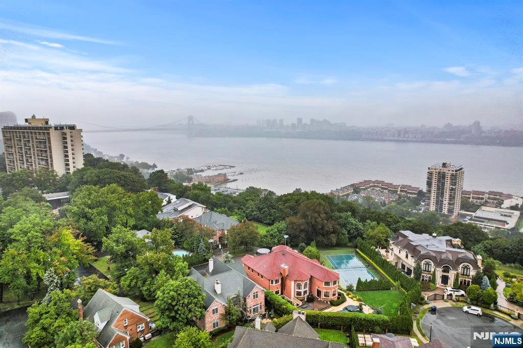 1 Euclid Road Fort Lee, NJ 07024 - Photo 45 of 50 a view of a city with green space
