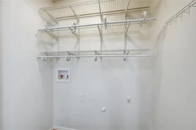 $368,000 | 1751 Dynasty Circle, Glenn Heights, TX 75154