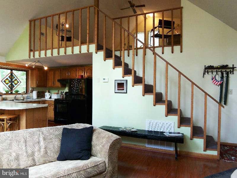 272 Mild Winter Road Hedgesville, WV 25427 - Photo 5 of 30 Family Room