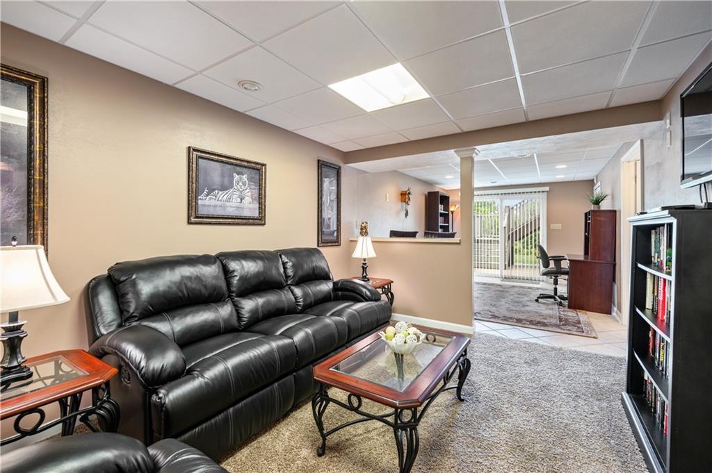 256 Field Club Circle McKees Rocks, PA 15136 - Photo 19 of 25