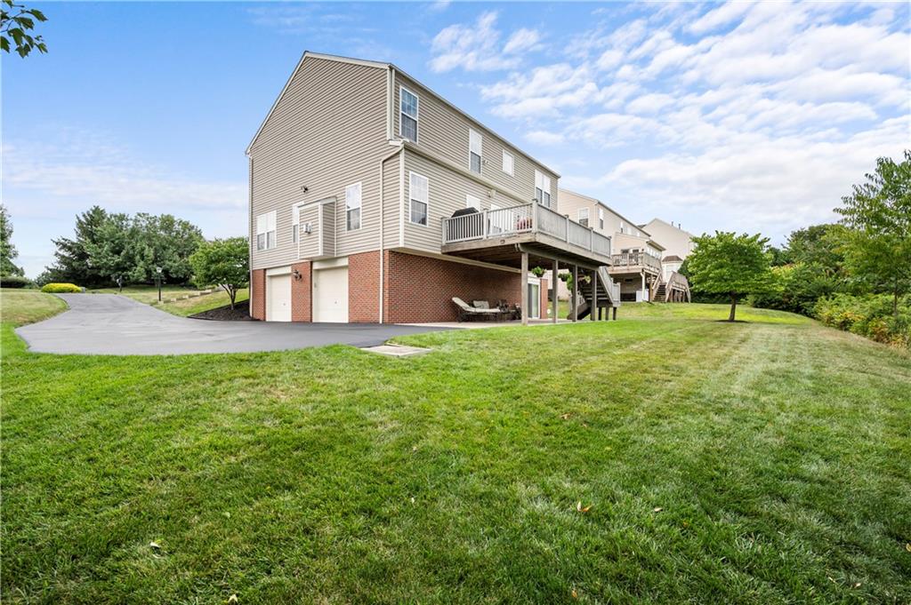 256 Field Club Circle McKees Rocks, PA 15136 - Photo 24 of 25