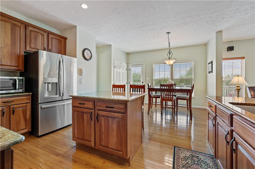 256 Field Club Circle McKees Rocks, PA 15136 - Photo 6 of 25