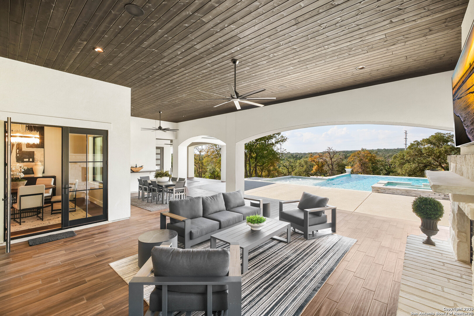 596 Ruger Road Fredericksburg, TX 78624 - Photo 45 of 63 a living room with furniture