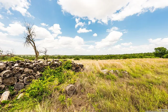 $2,375,000 | 596 Ruger Road, Fredericksburg, TX 78624