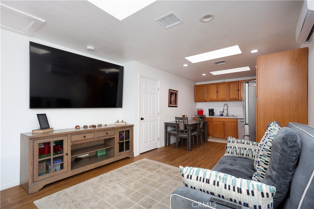 725 San Ramon Drive Fullerton, CA 92835 - Photo 23 of 34 ADU - Living room