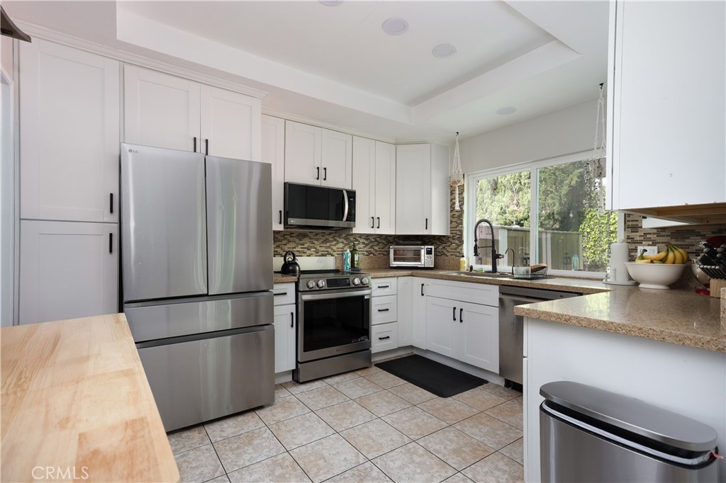 725 San Ramon Drive Fullerton, CA 92835 - Photo 6 of 34 Kitchen