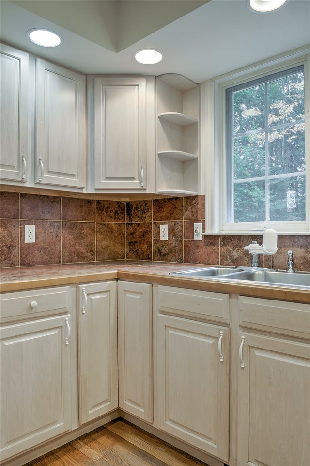 54 Meetinghouse Road Keene, NH 03431 - Photo 16 of 38