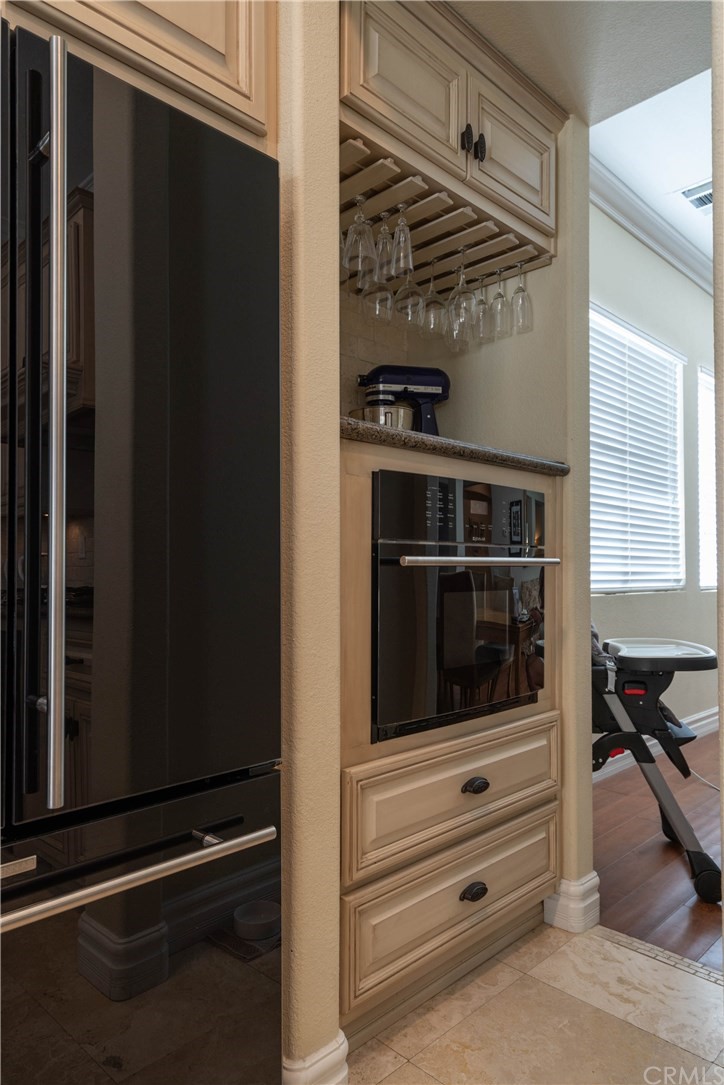 19032 Mono Drive Hesperia, CA 92345 - Photo 53 of 54 a view of walk in closet