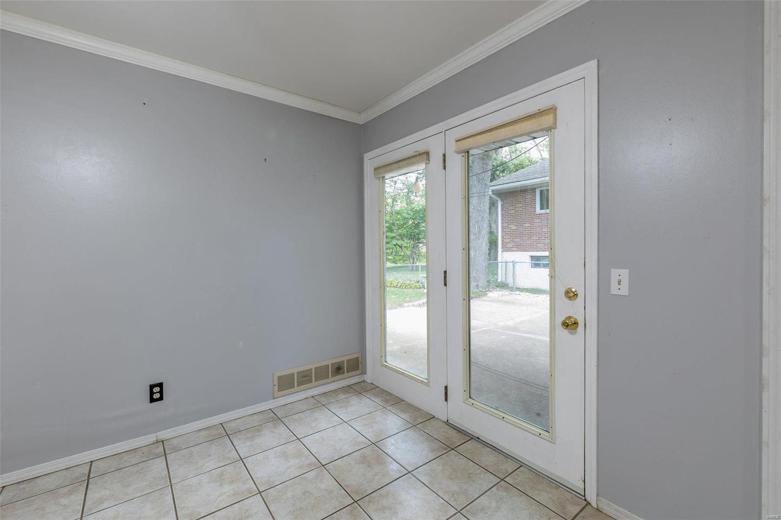 560 Lind Road St. Louis, MO 63125 - Photo 24 of 79 Gallery Image 24