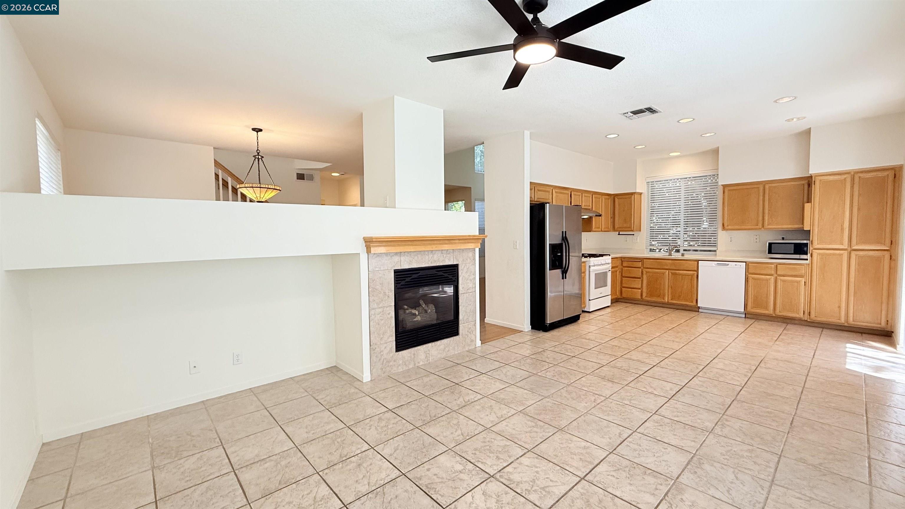 1023 Vista Pointe Circle San Ramon, CA 94582 - Photo 9 of 41