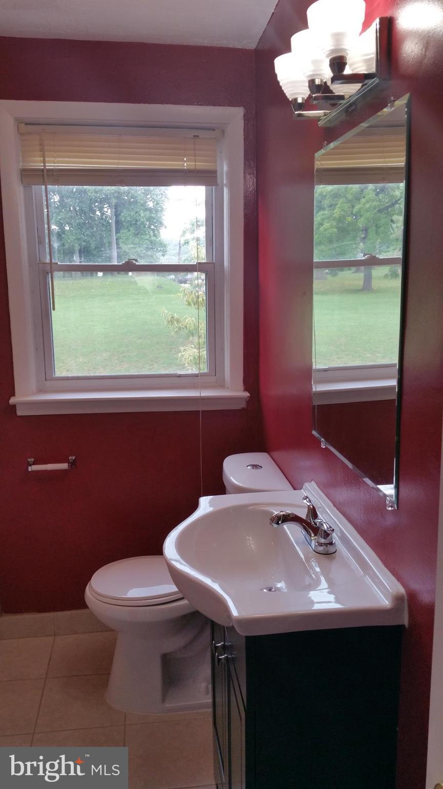 1673 Langford Road Baltimore, MD 21207 - Photo 19 of 26 Bath