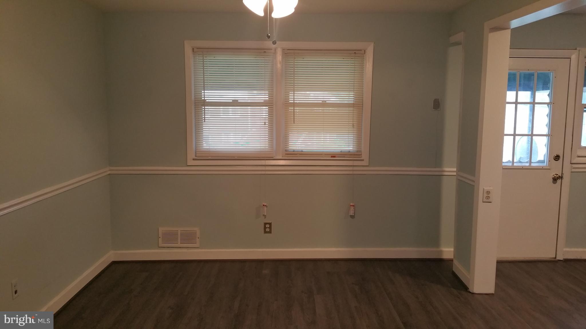 1673 Langford Road Baltimore, MD 21207 - Photo 5 of 26 Dining Room