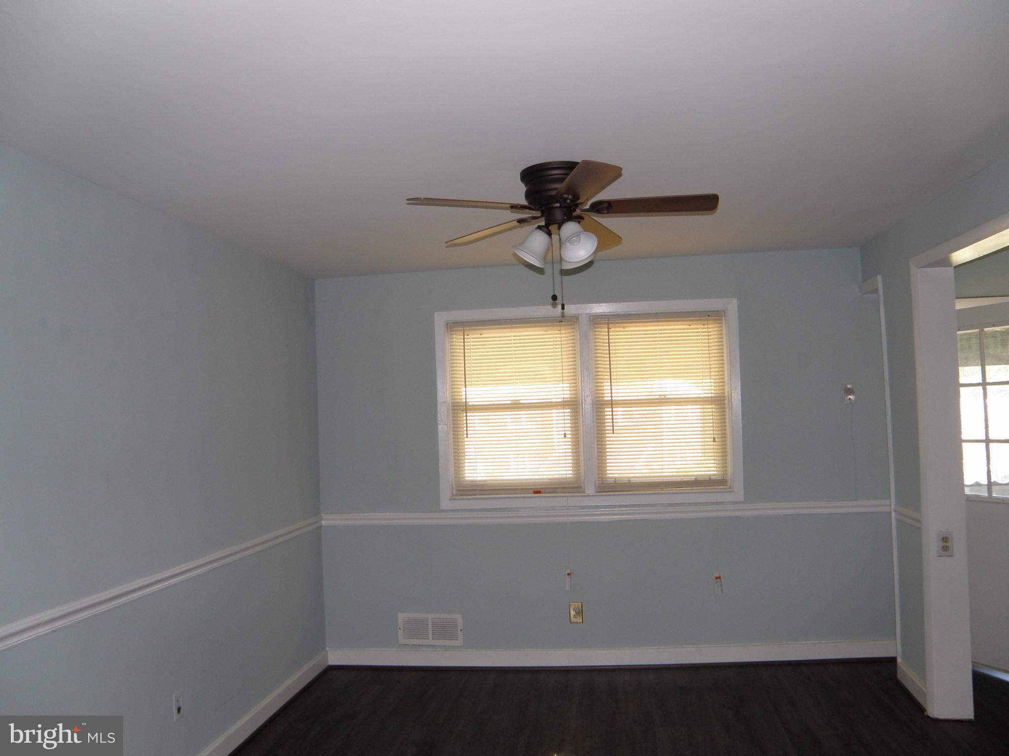 1673 Langford Road Baltimore, MD 21207 - Photo 6 of 26 Dining Room
