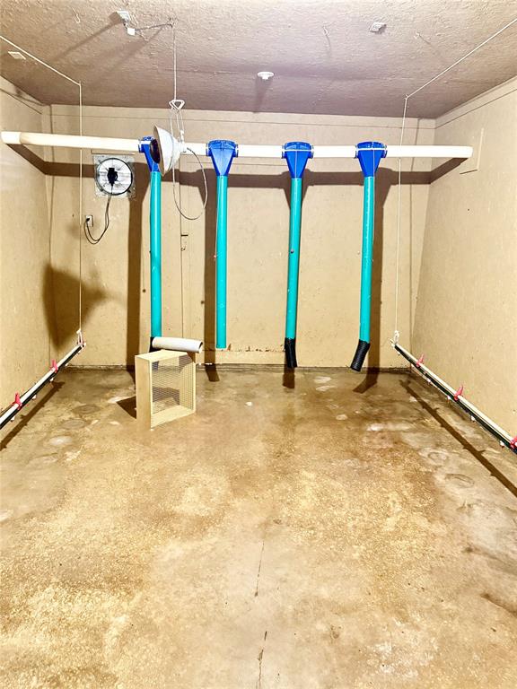 1500 Lumkins Road Forreston, TX 76041 - Photo 4 of 14 a view of a room with gym equipment