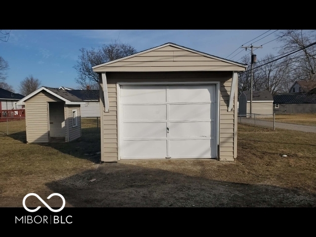 925 West Main Street Portland, IN 47371 - Photo 3 of 19