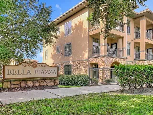 $210,000 | 907 Charo Parkway, Unit 911, Davenport, FL 33897