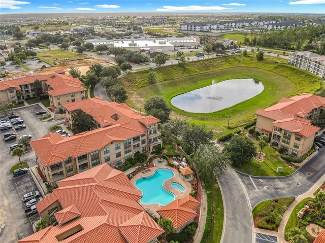 $210,000 | 907 Charo Parkway, Unit 911, Davenport, FL 33897