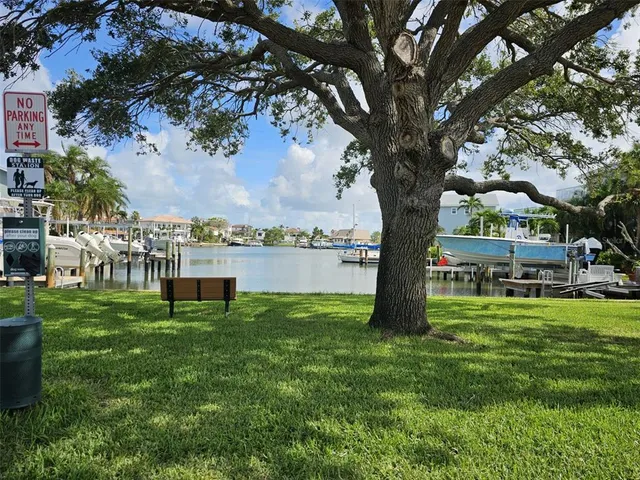 $2,100 | 175 174th Terrace East, Unit 1, Redington Shores, FL 33708