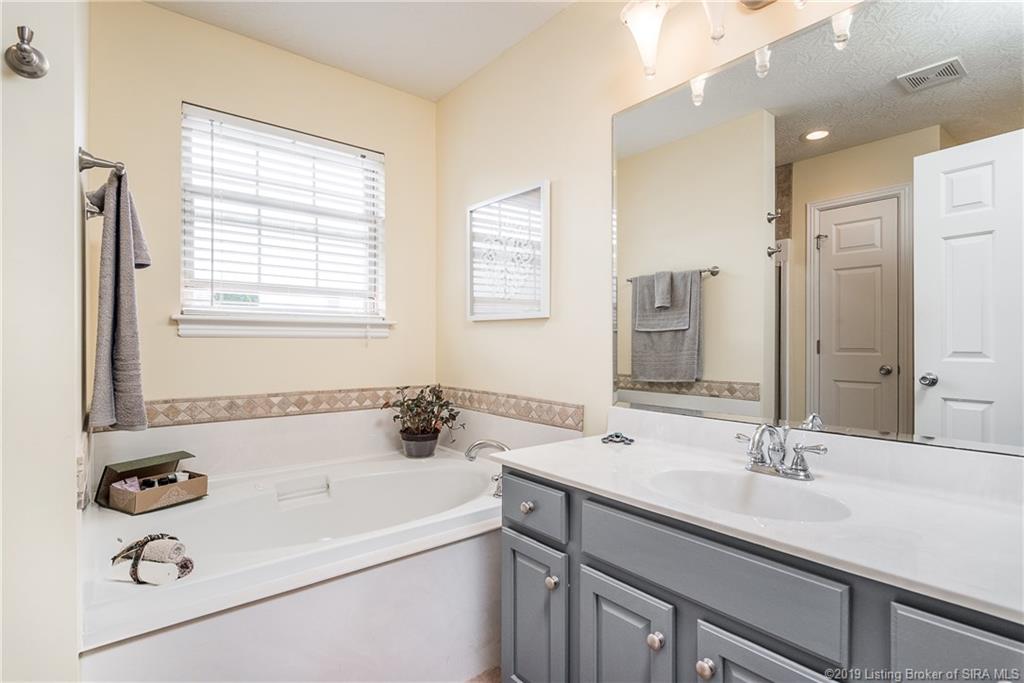 5508 Raintree Ridge Jeffersonville, IN 47130 - Photo 18 of 41 Gallery Image 18