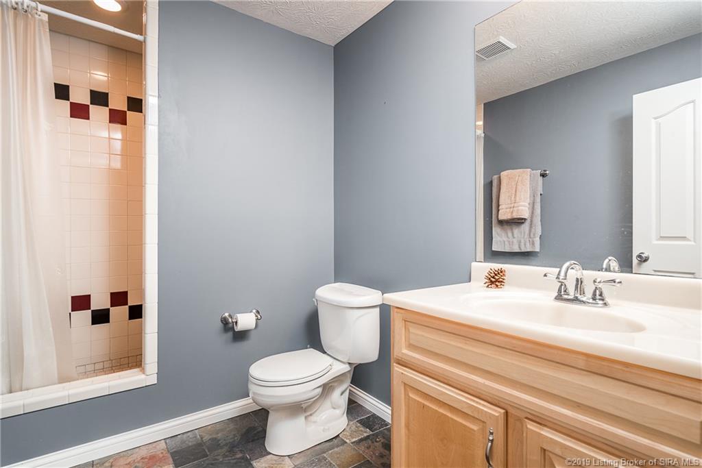 5508 Raintree Ridge Jeffersonville, IN 47130 - Photo 31 of 41 Gallery Image 31